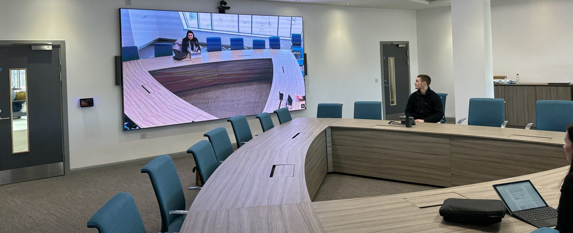 fine pitch LED screen for conference
