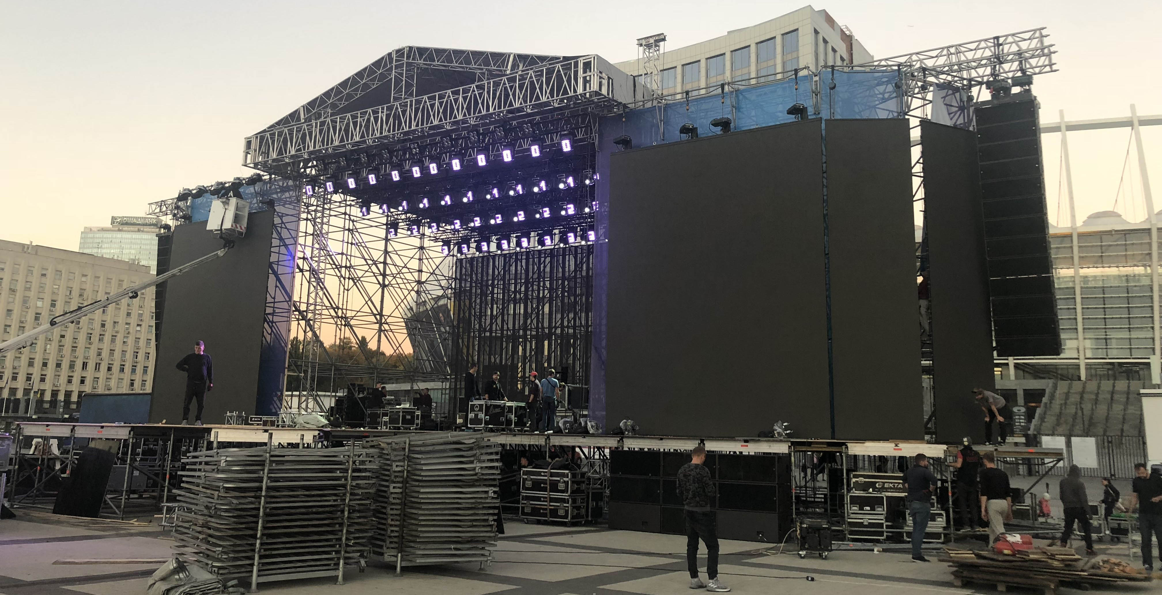 led screen on stage